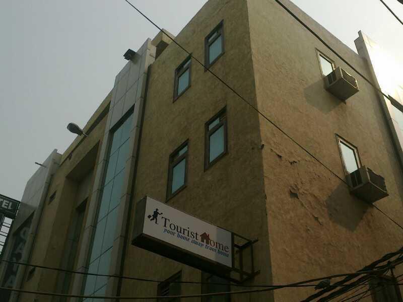 Airport Hotel Daya Capitol Нью-Дели Экстерьер фото